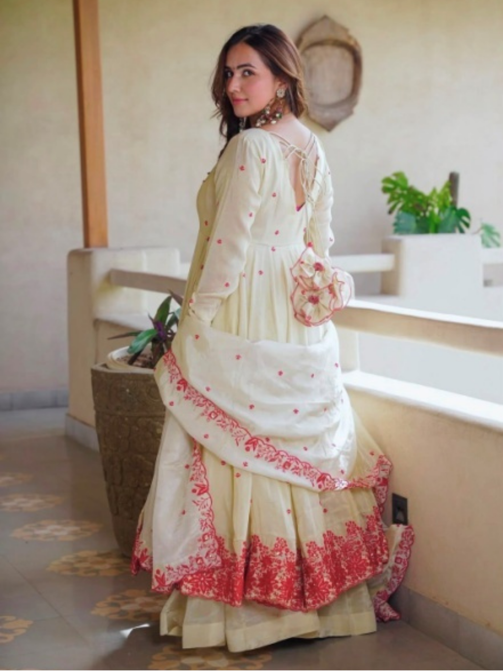 Salwar suit