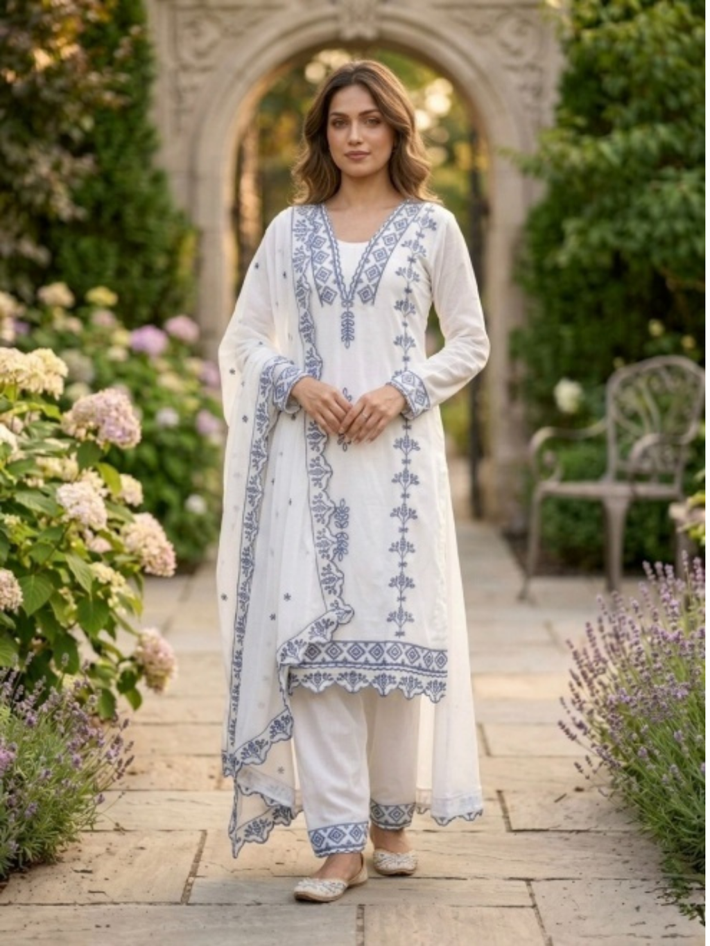 Salwar suit