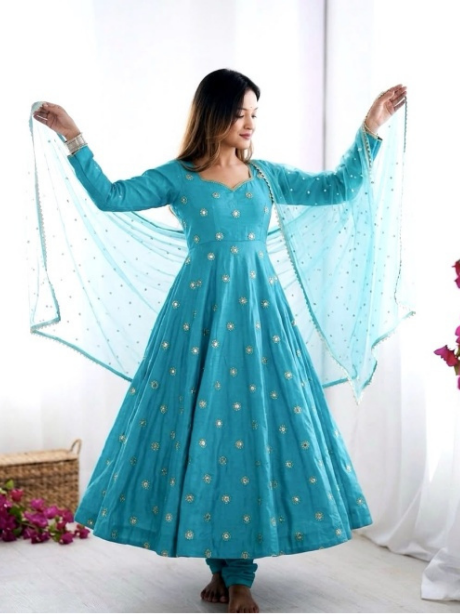 Salwar suit