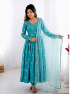 Salwar suit