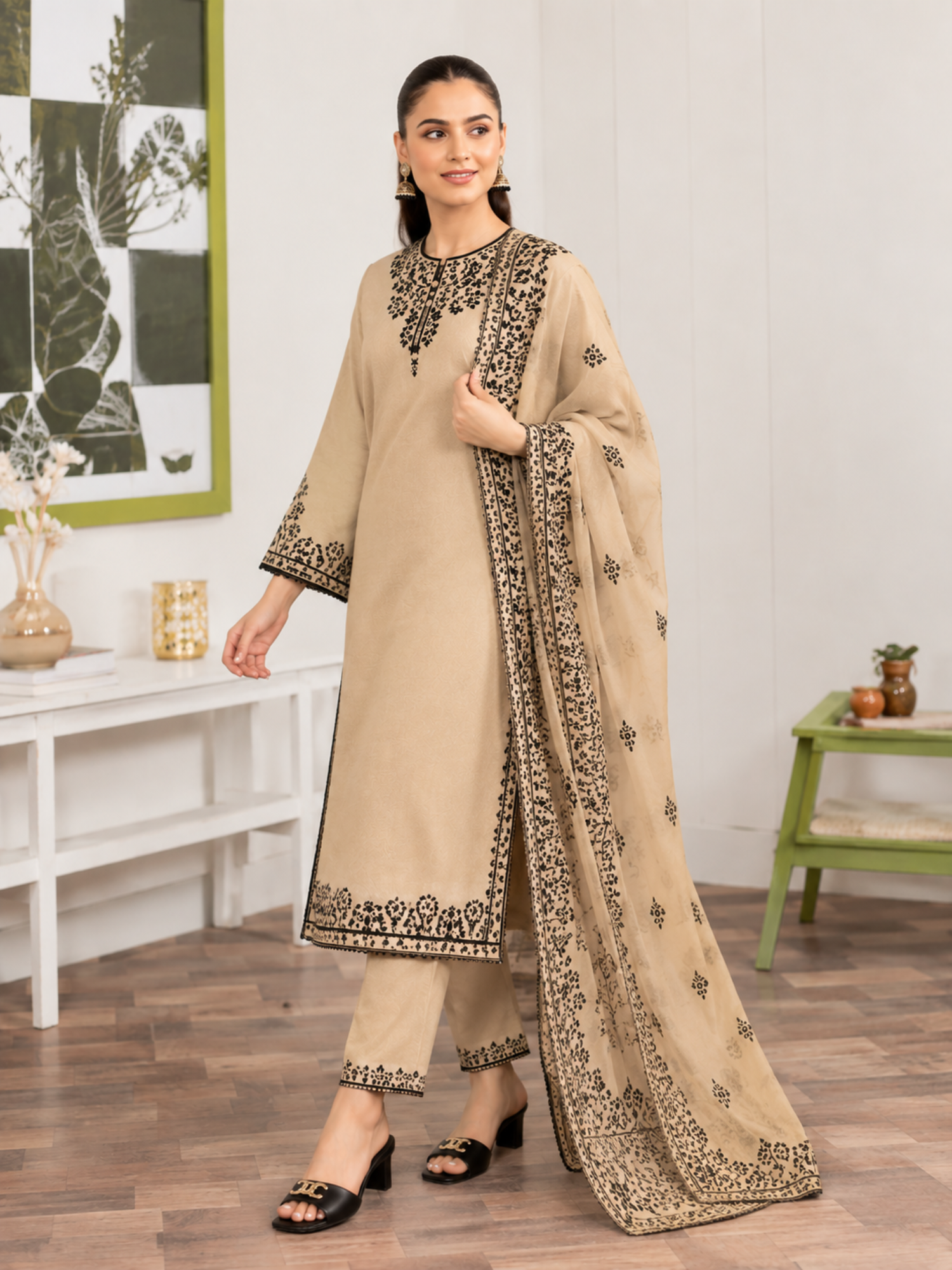 Salwar suit