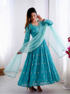 Salwar suit