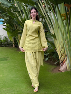 Salwar suit
