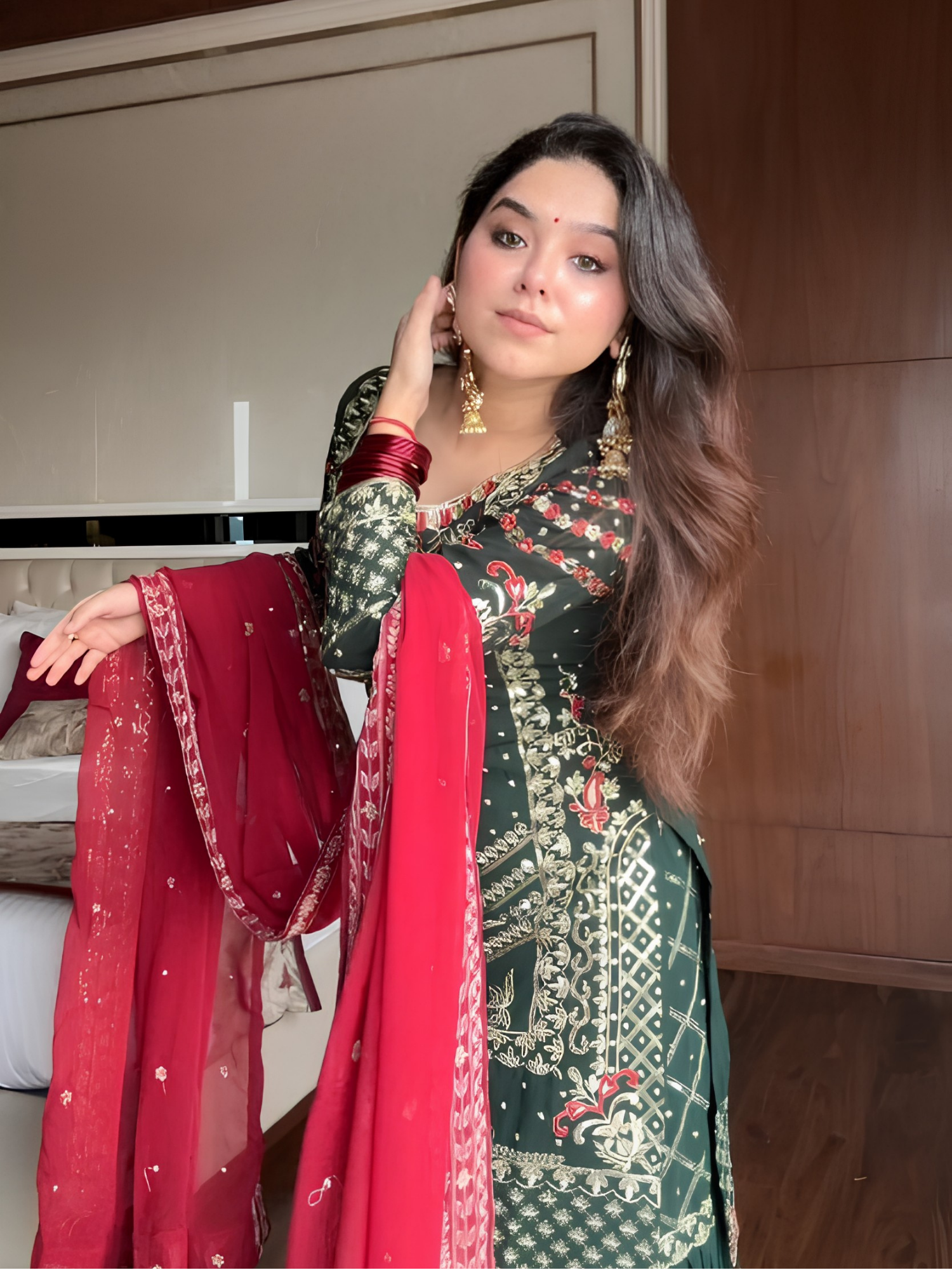 Salwar suit