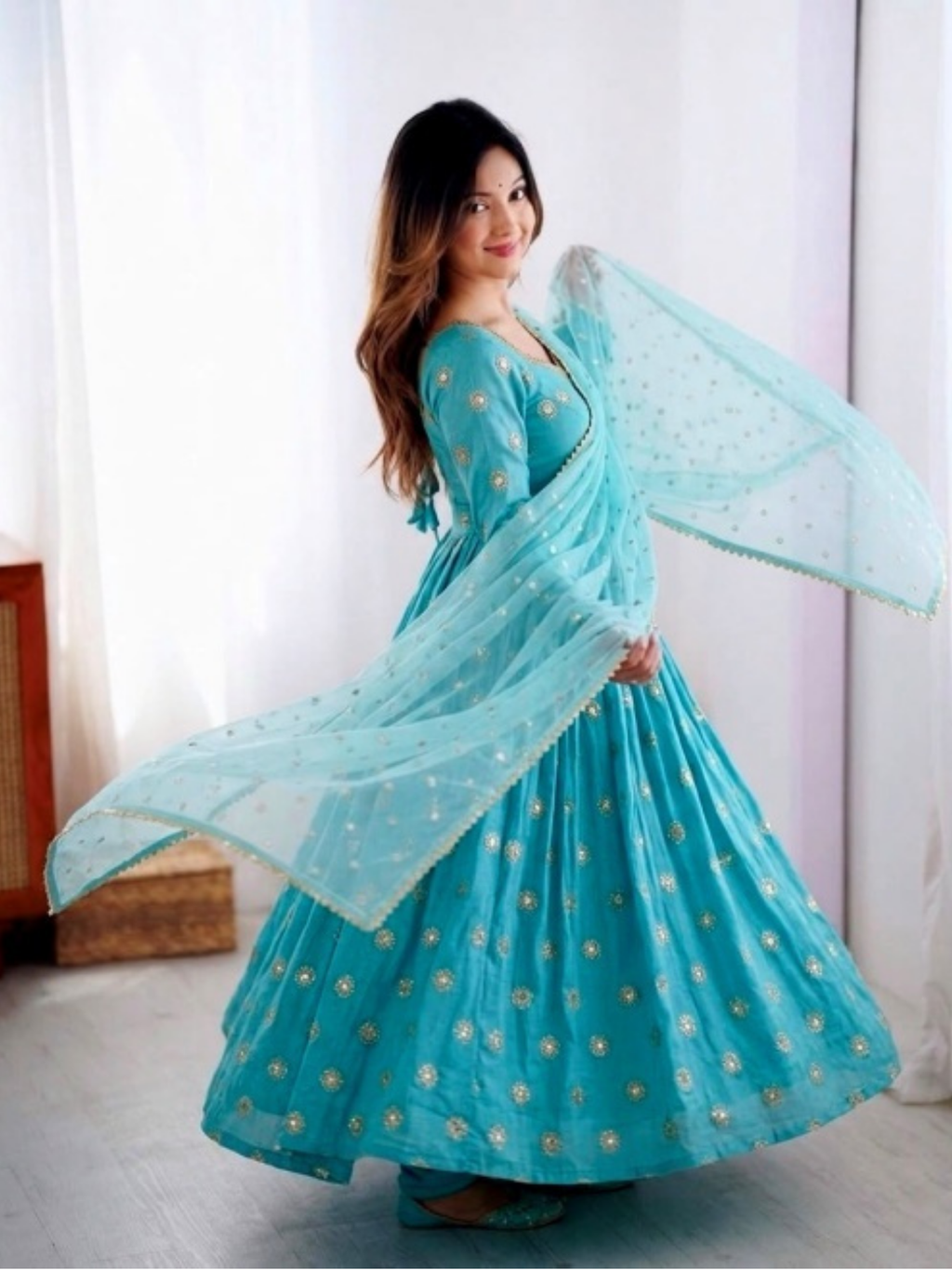 Salwar suit
