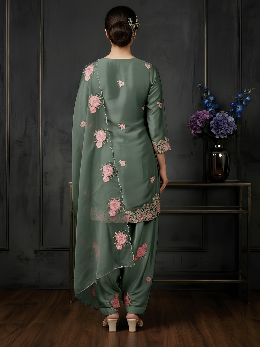 Salwar Suit