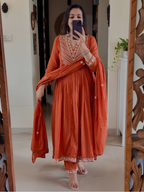 Salwar Suit