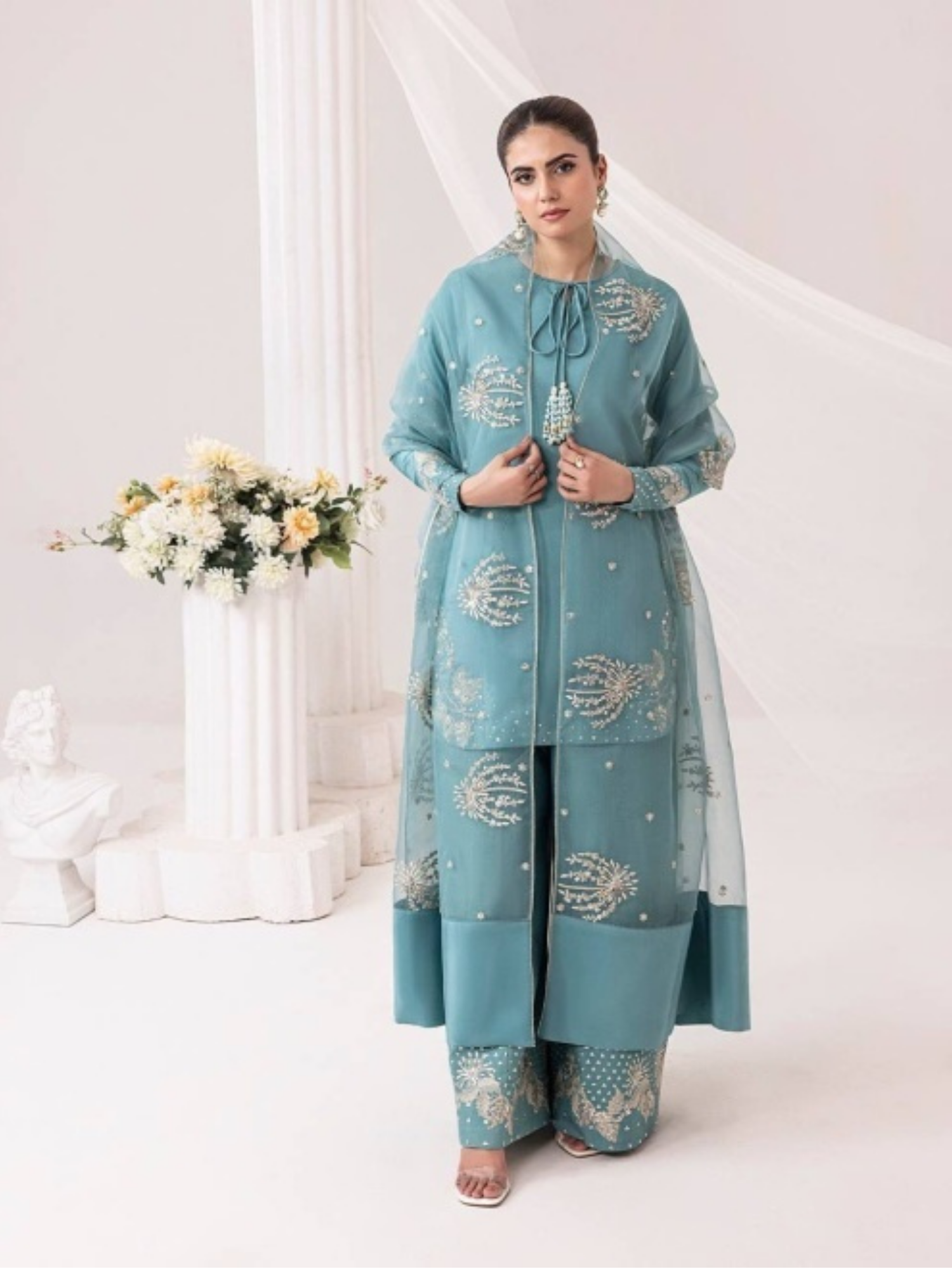 Salwar suit