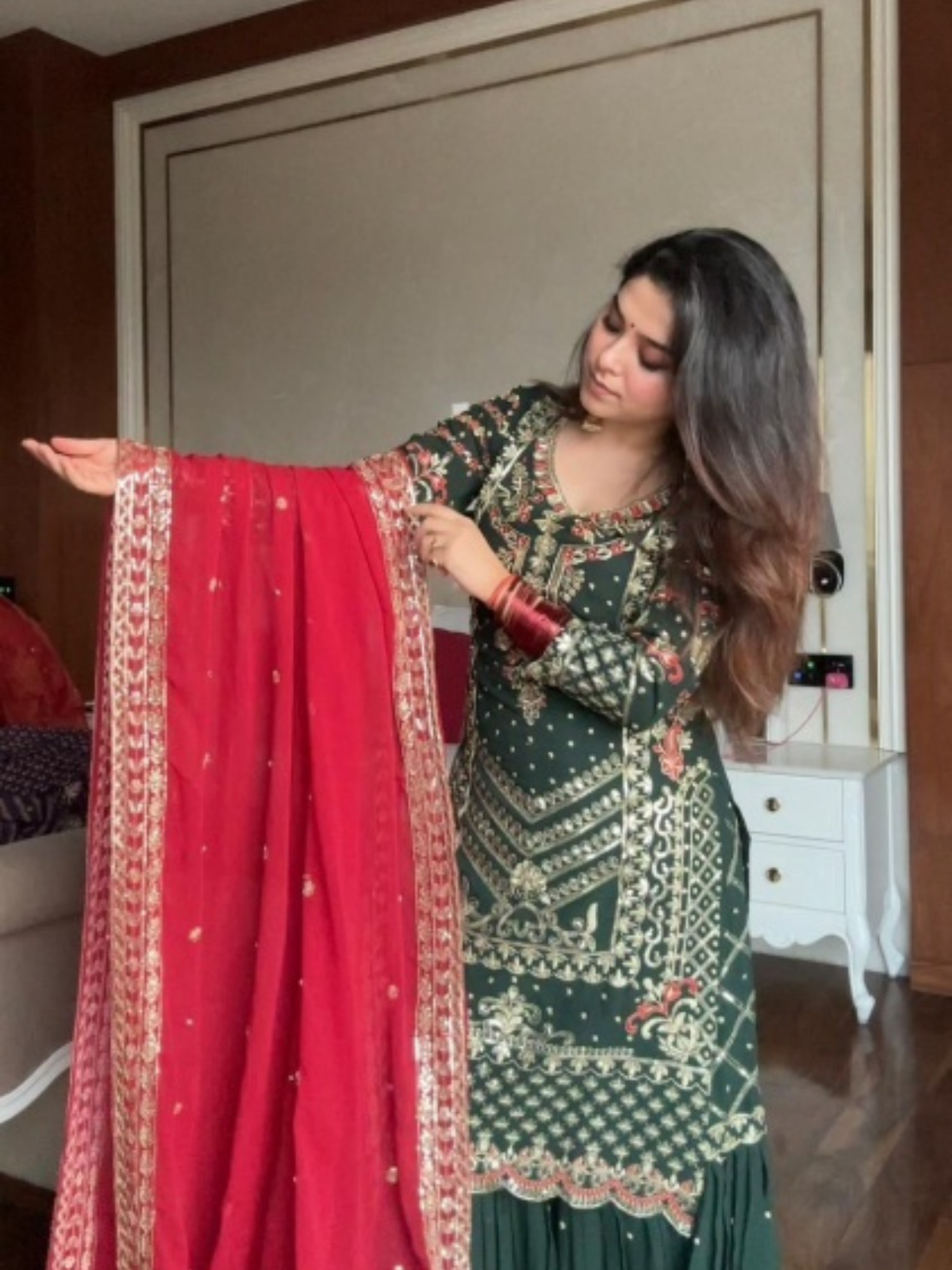 Salwar suit