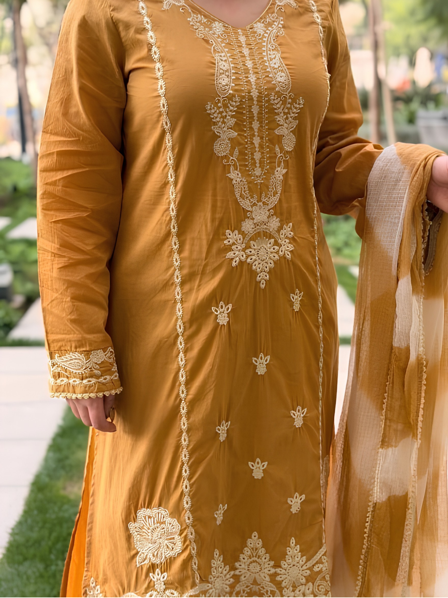 Salwar Suit