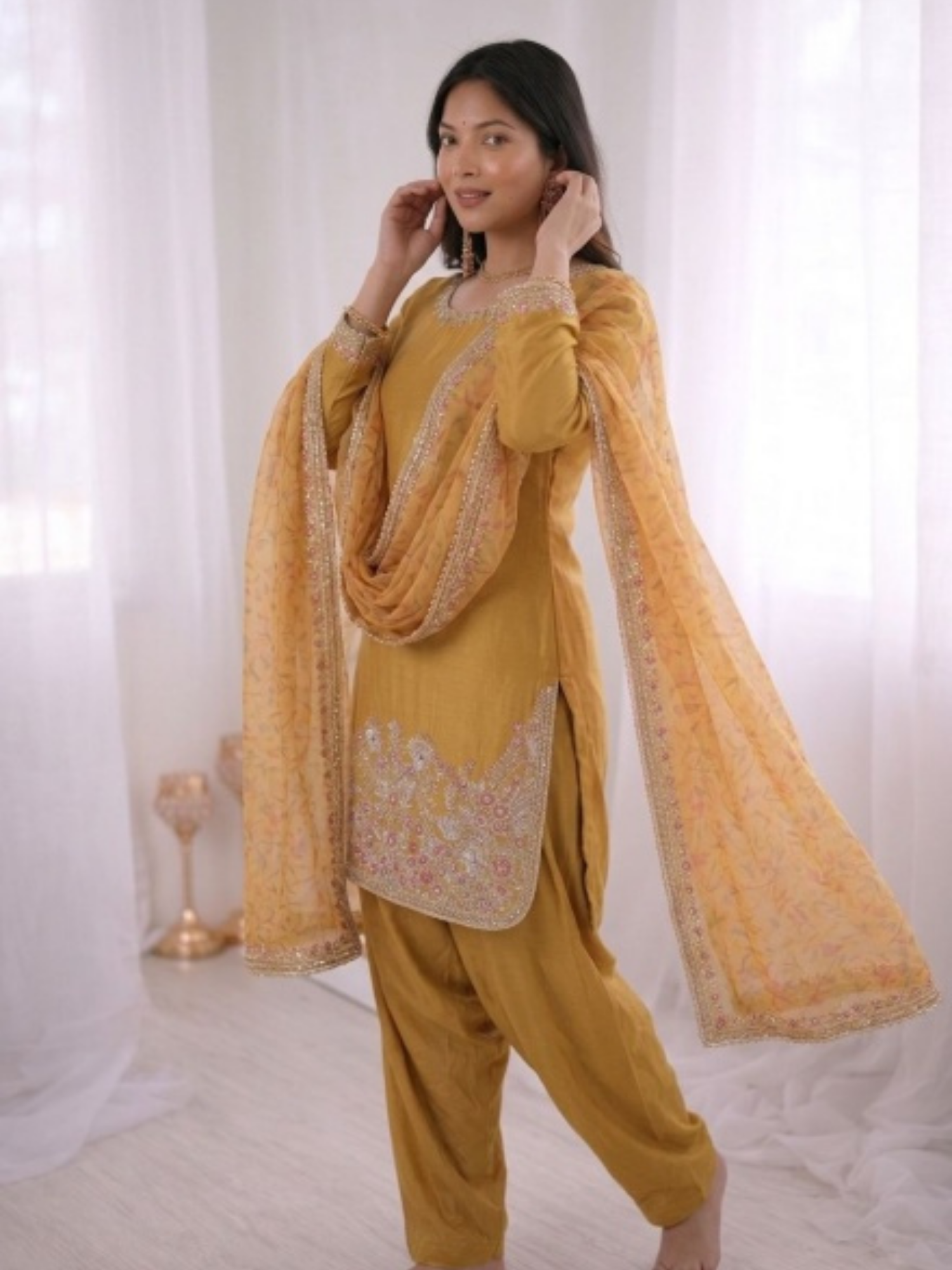 Salwar suit